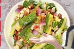 黄瓜不单可以凉拌,加一盘花生米清脆爽口,放一礼拜都不坏