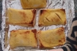 吃不完的吐司片用来做个苹果派,美味可口的下午茶就是这么简单 Unfinished slices of toast are used to make an apple pie